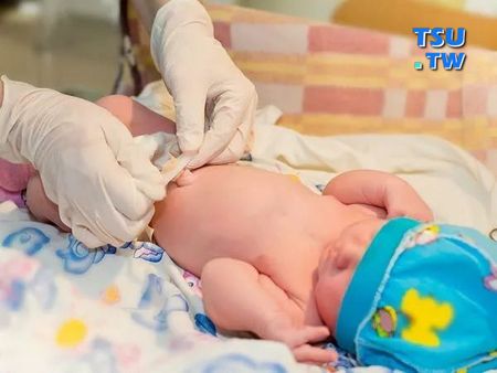 新生儿包皮环切能有效减少尿路感染